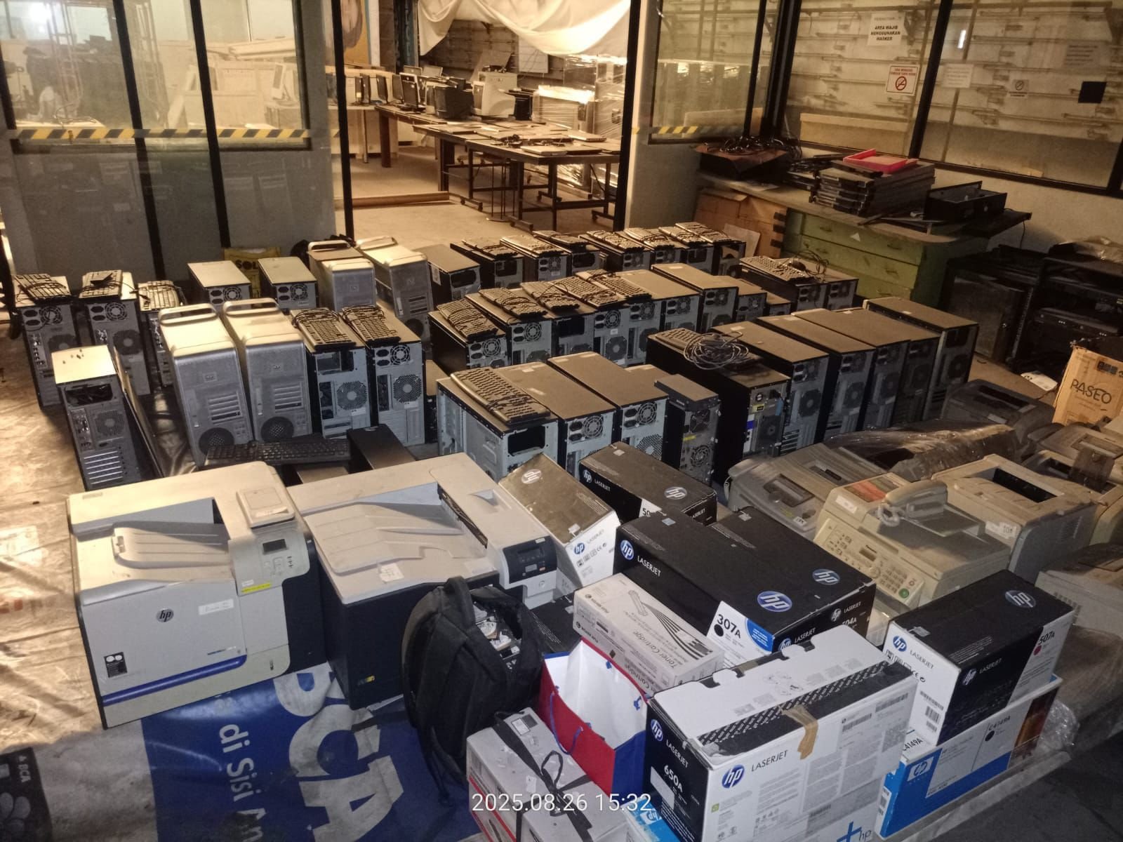 Barang Bekas Kantor